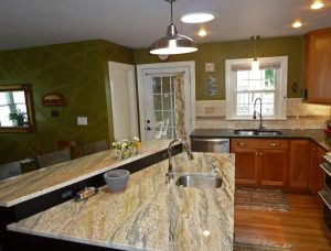 Granite Counter top - Black Pearl Perimeter and Light Stone With Movement for Island